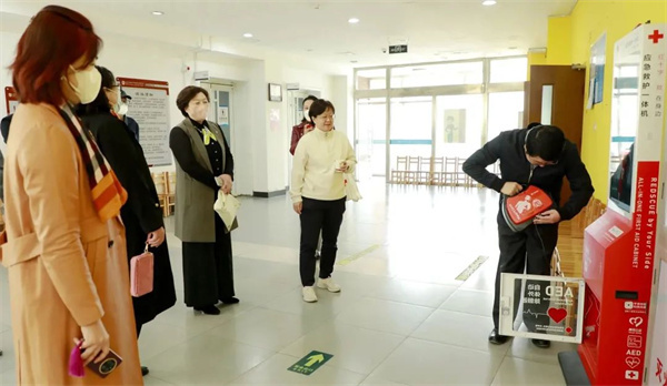 学校校医室怎么配置北京外国语大学附属外国语学校“博爱校医室” 顺利通过北京市红十字会验收_https://www.jmylbn.com_新闻资讯_第1张