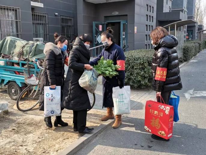 海淀巾帼“半边天” 守护身边你我他557.png
