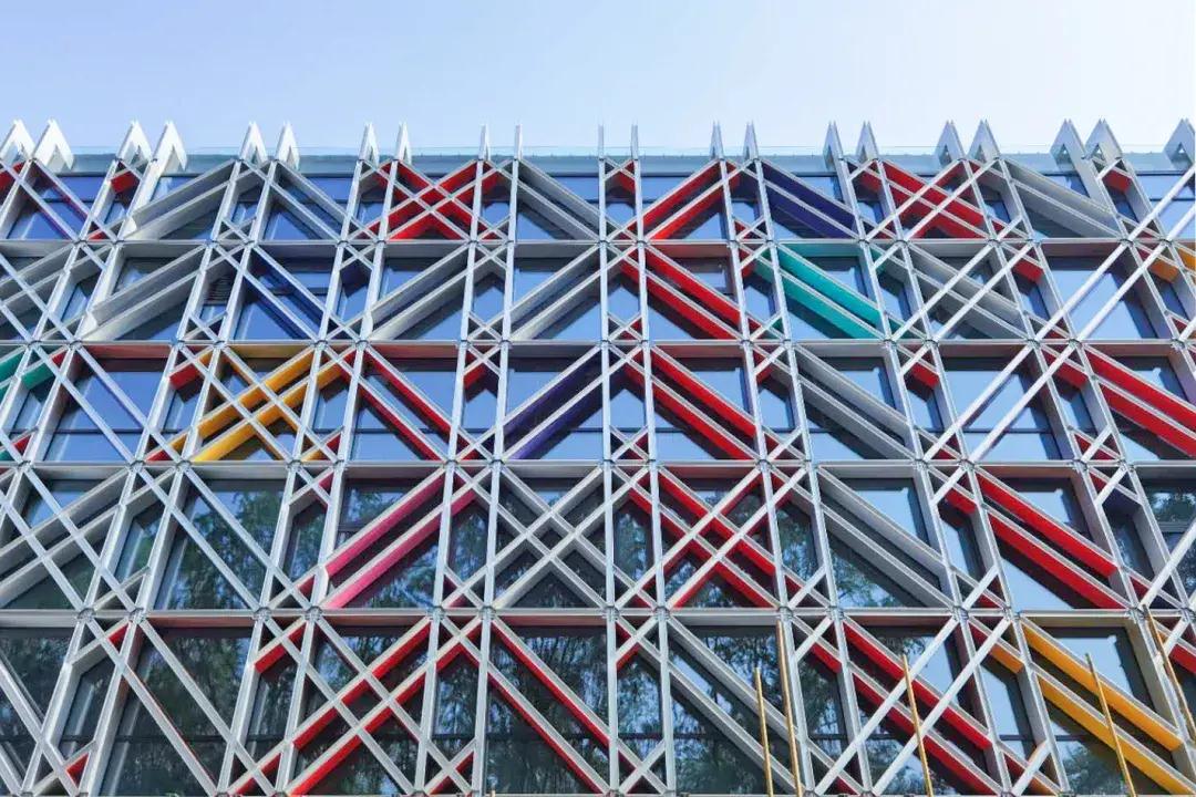 建筑技术创新设计是一大亮点.jpg