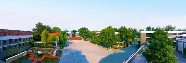 清华大学附属小学.jpg